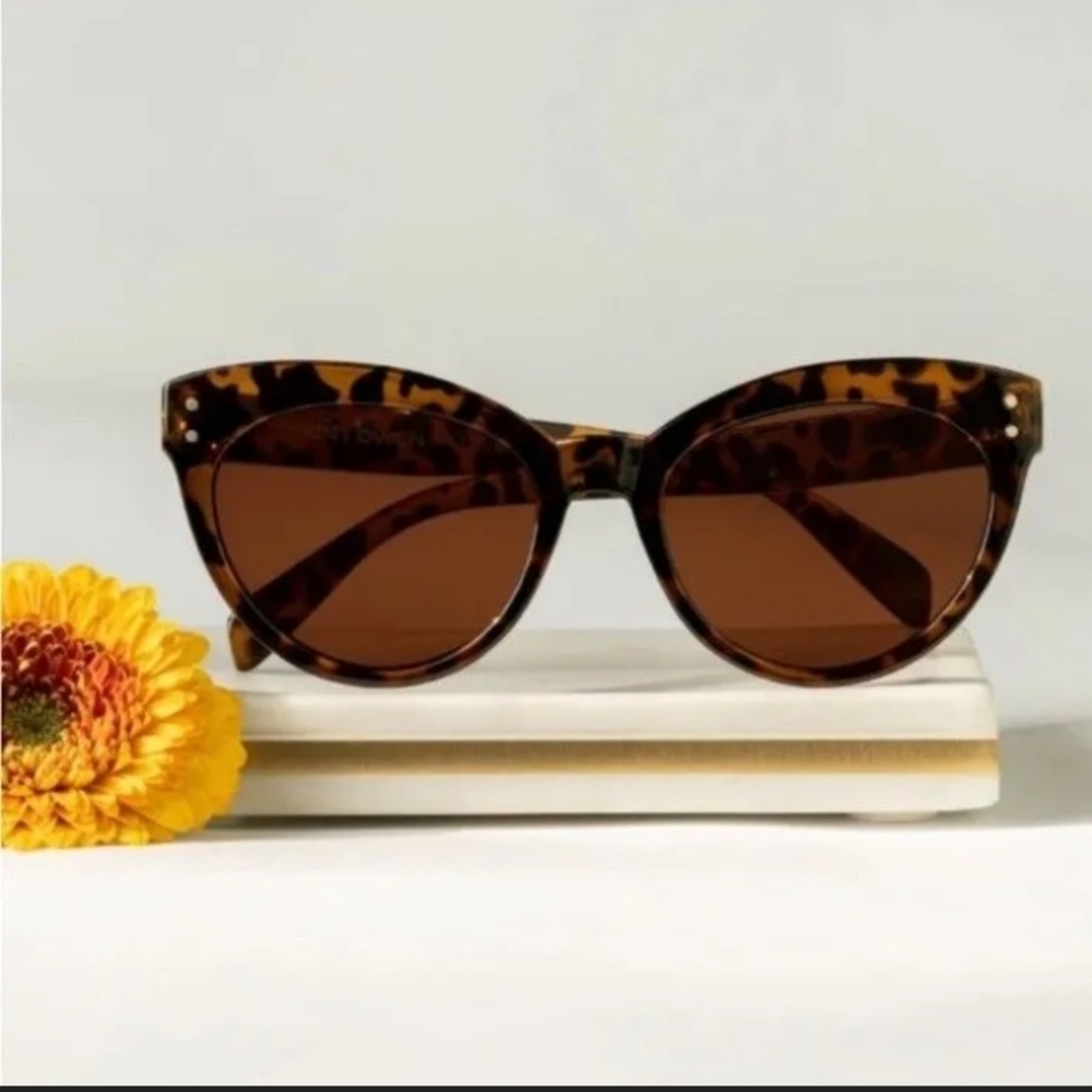 SAINT OWEN | tortoise-shell sunglasses $95